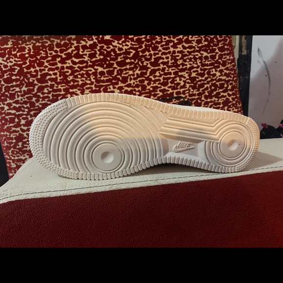 Woman’s AF1 REBEL XX - Picture 2 of 6